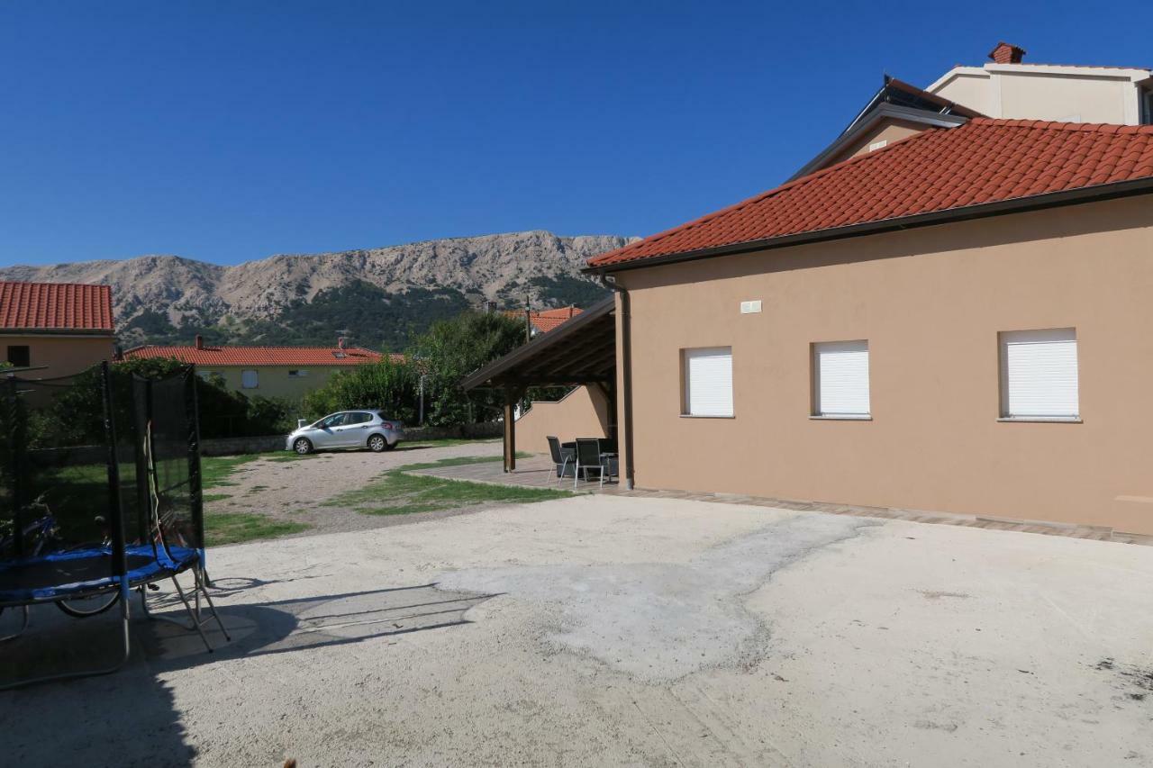 Family Apartment Baška Habitación foto